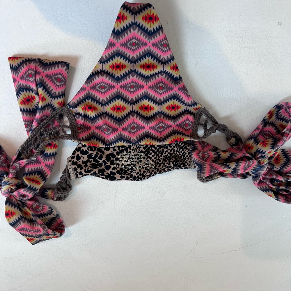 Acacia tie bottom